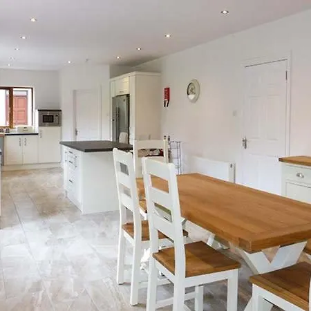 Orchard House * Ballyvaughan